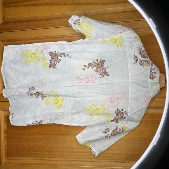 Super Lightweight Floral Print Shirt - Picture 12 of 12